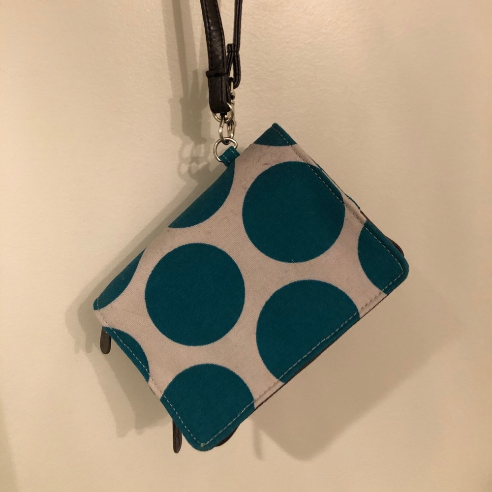 Thirty-one brand wristlet